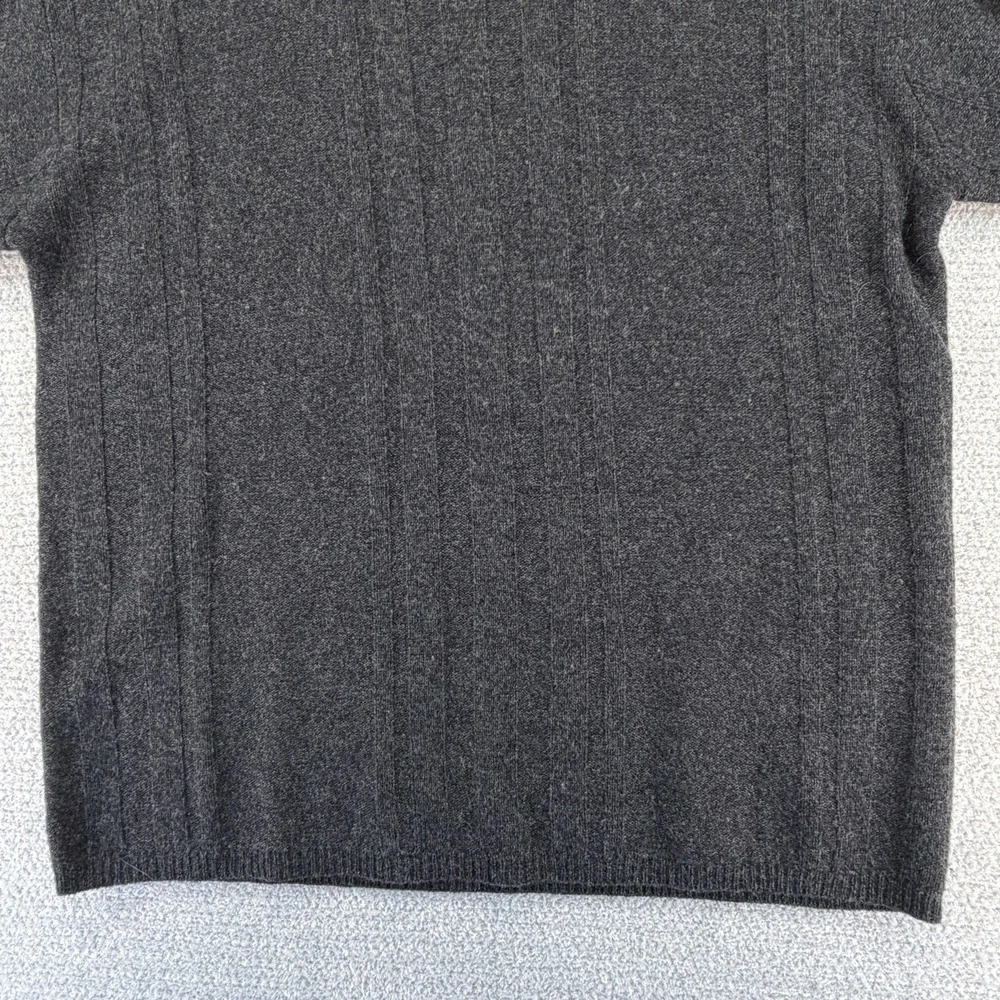 Vintage Woolrich Sweater Mens Large Charcoal Gray 100% Lambswool V-Neck Pullover